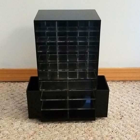 360* Spinning Makup Holder - Picture 1 of 6